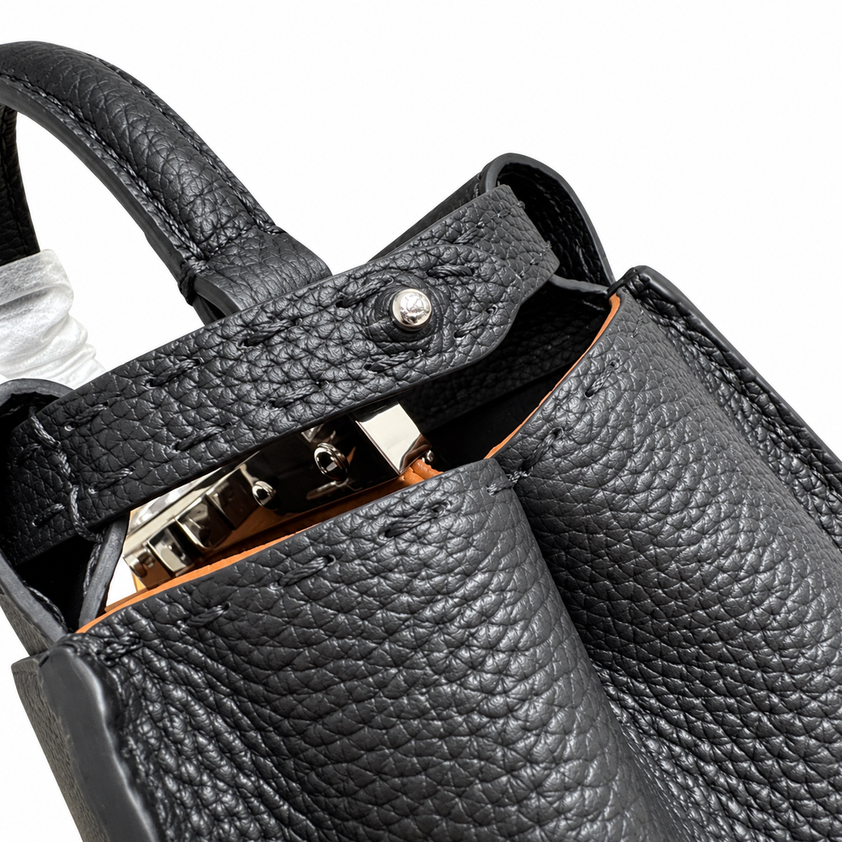 Fendi FF Structured Shoulder Bag – Jacquard Canvas & Leather Trim, Flap Closure, 23cm